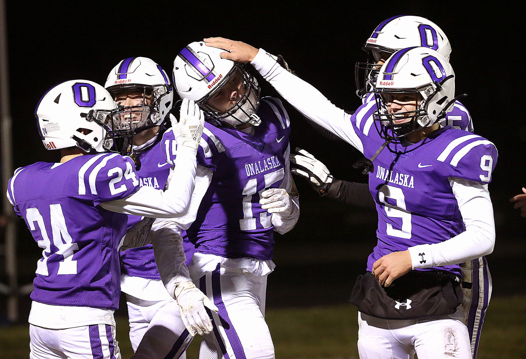 October 30: Aquinas vs Onalaska